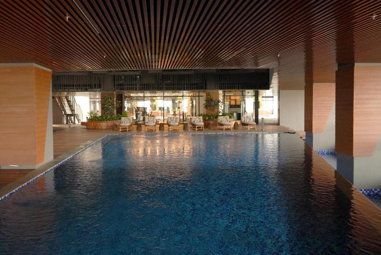 Herloom Hotel & Residence Bsd Tangerang Exterior photo