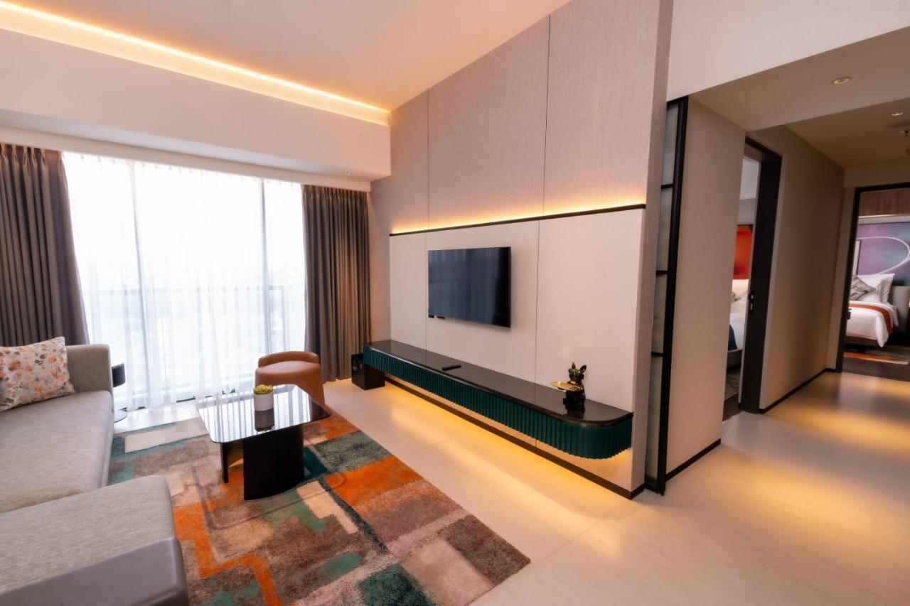 Herloom Hotel & Residence Bsd Tangerang Exterior photo