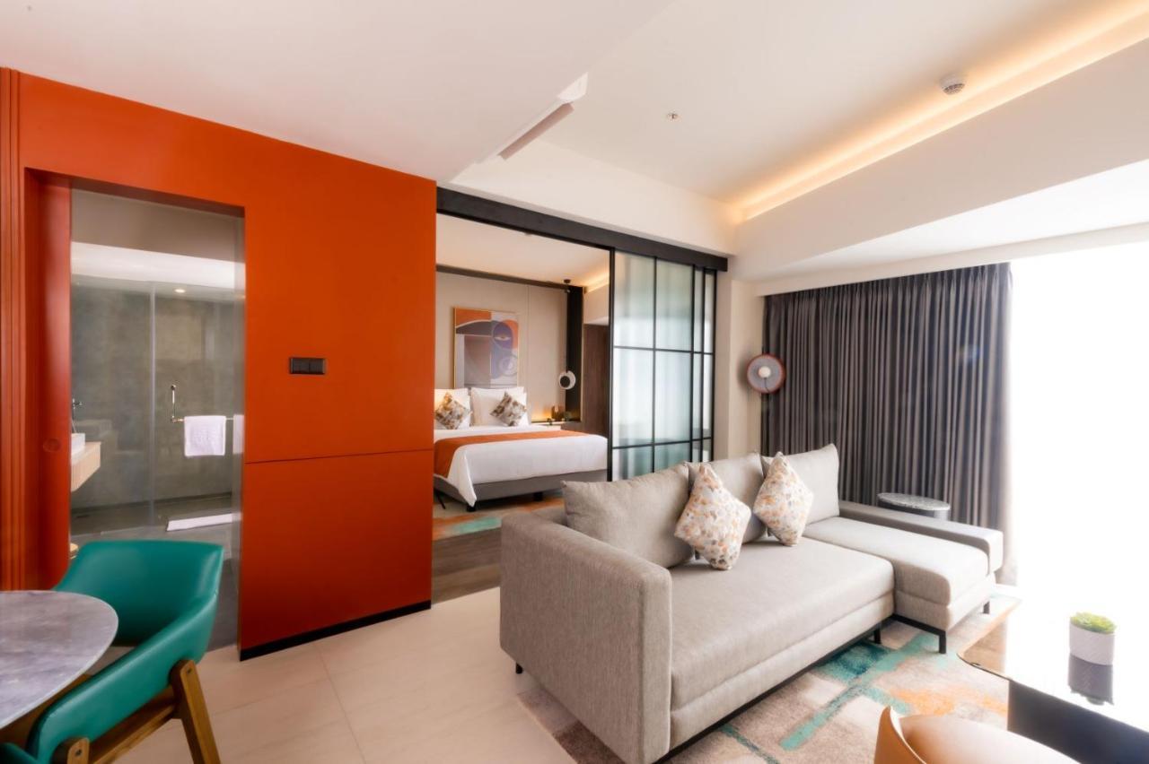 Herloom Hotel & Residence Bsd Tangerang Exterior photo
