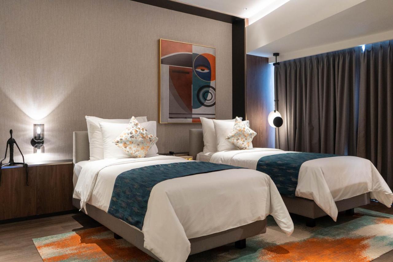 Herloom Hotel & Residence Bsd Tangerang Exterior photo