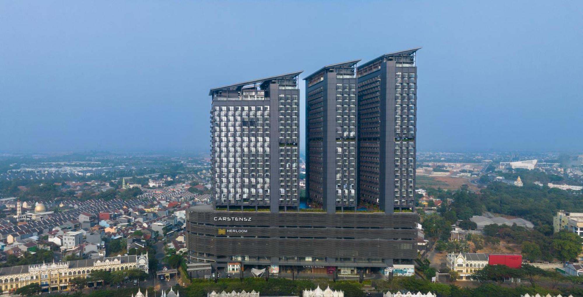 Herloom Hotel & Residence Bsd Tangerang Exterior photo